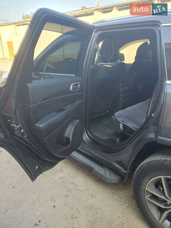 Внедорожник / Кроссовер Jeep Grand Cherokee 2020 в Одессе