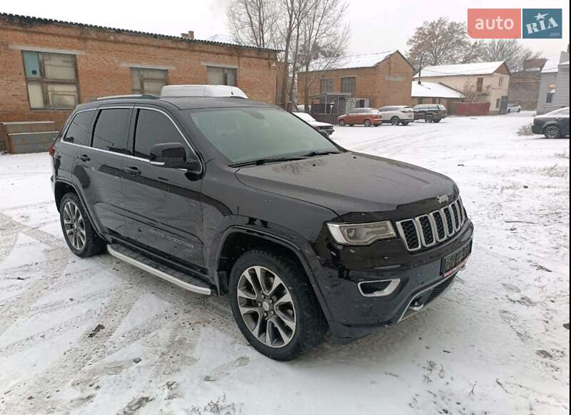 Позашляховик / Кросовер Jeep Grand Cherokee 2018 в 