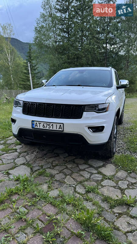 Jeep Grand Cherokee 2016