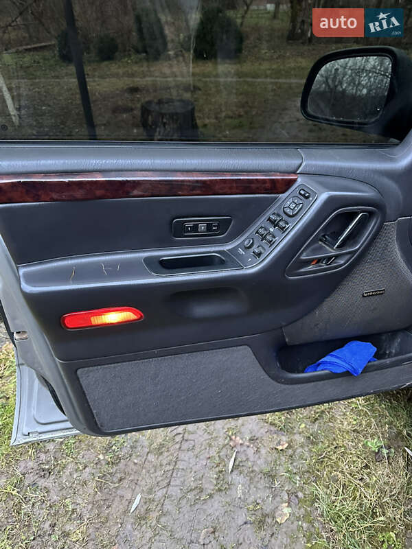 Позашляховик / Кросовер Jeep Grand Cherokee 2001 в Івано-Франківську