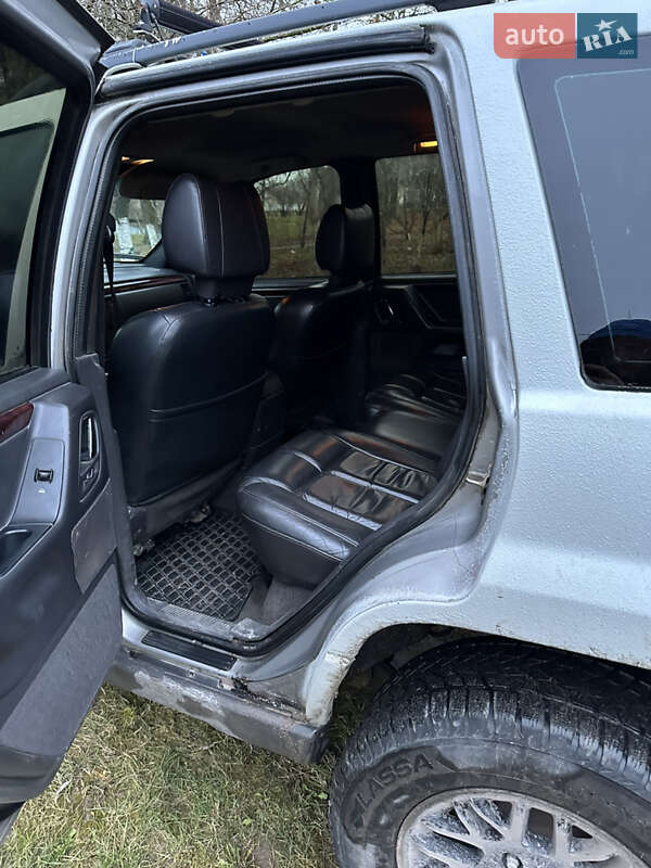 Позашляховик / Кросовер Jeep Grand Cherokee 2001 в Івано-Франківську
