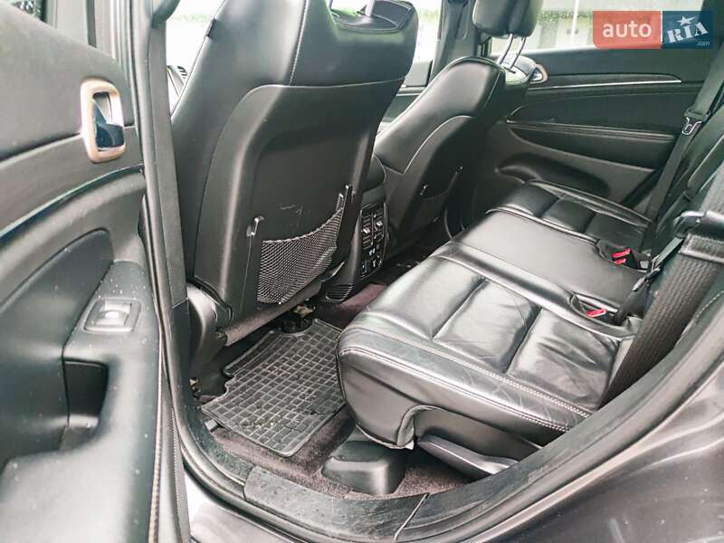 Внедорожник / Кроссовер Jeep Grand Cherokee 2016 в Киеве фото 9 Внедорожник / Кроссовер Jeep Grand Cherokee 2016 в Киеве