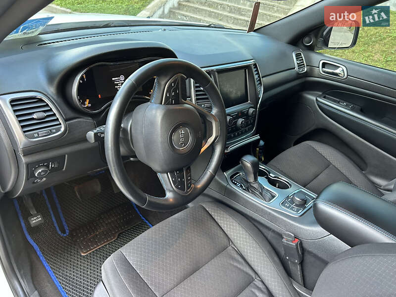 Позашляховик / Кросовер Jeep Grand Cherokee 2018 в Івано-Франківську