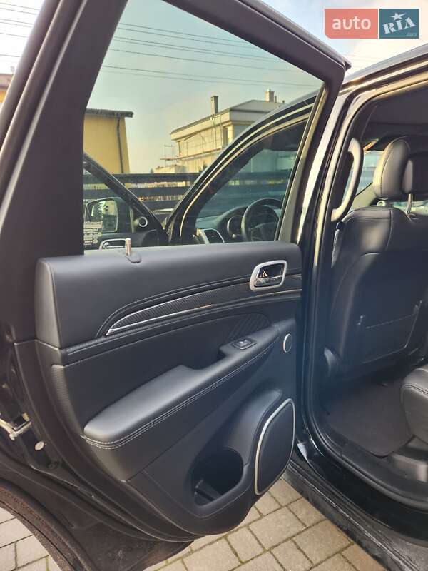 Позашляховик / Кросовер Jeep Grand Cherokee 2020 в Києві