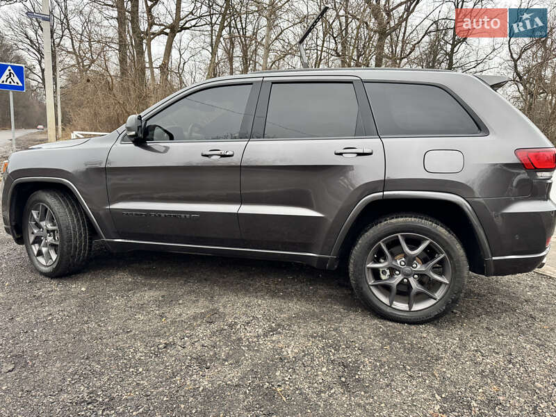 Позашляховик / Кросовер Jeep Grand Cherokee 2021 в Києві