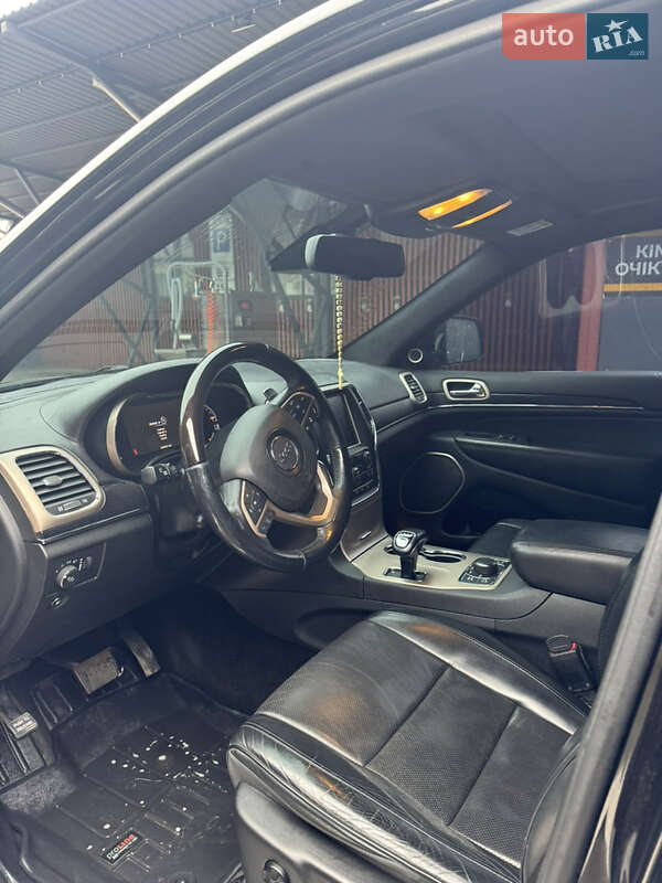 Внедорожник / Кроссовер Jeep Grand Cherokee 2014 в Самборе