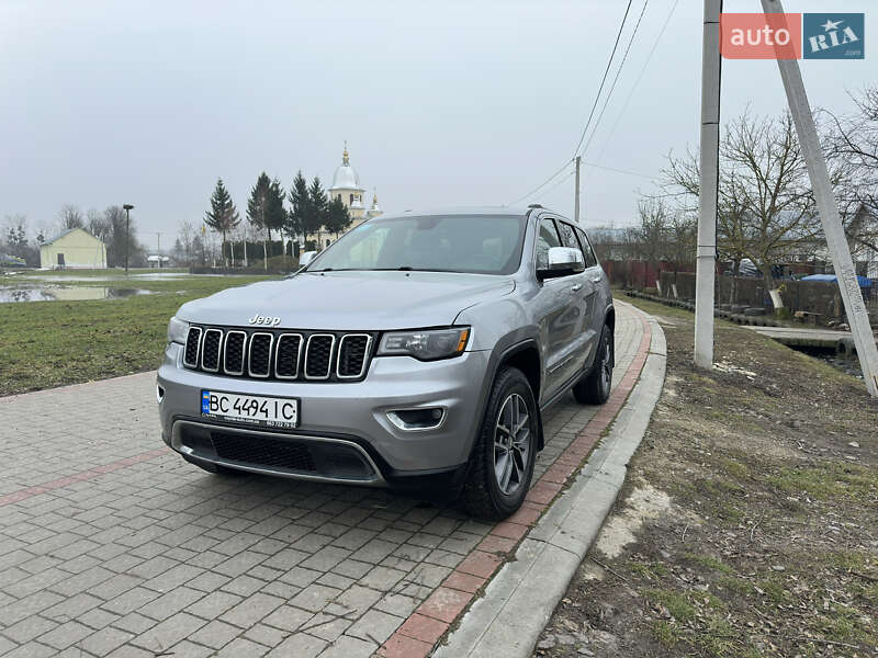 Позашляховик / Кросовер Jeep Grand Cherokee 2017 в Львові