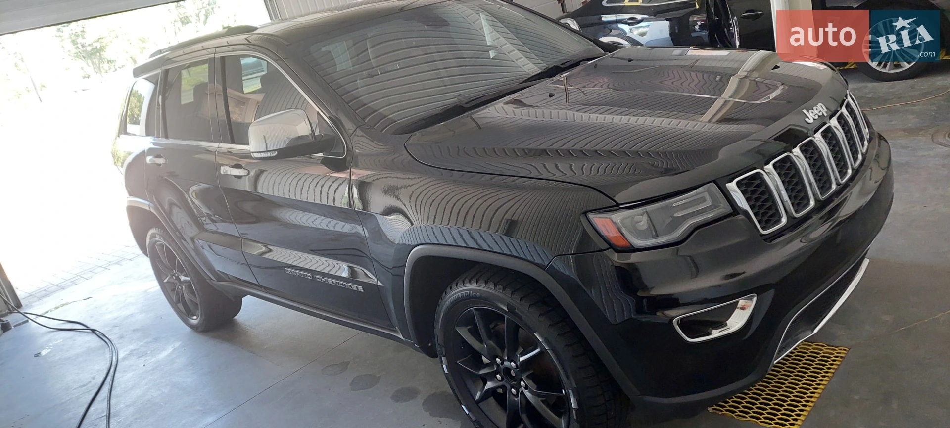 2020 Jeep Grand Cherokee - мініатюра 9