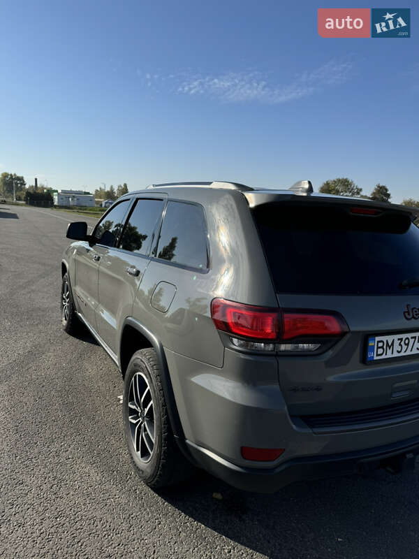 Внедорожник / Кроссовер Jeep Grand Cherokee 2020 в Киеве