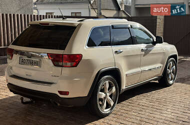 Внедорожник / Кроссовер Jeep Grand Cherokee 2011 в Рахове