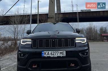 Внедорожник / Кроссовер Jeep Grand Cherokee 2018 в 