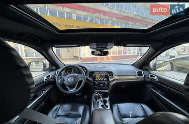 Внедорожник / Кроссовер Jeep Grand Cherokee 2021 в 