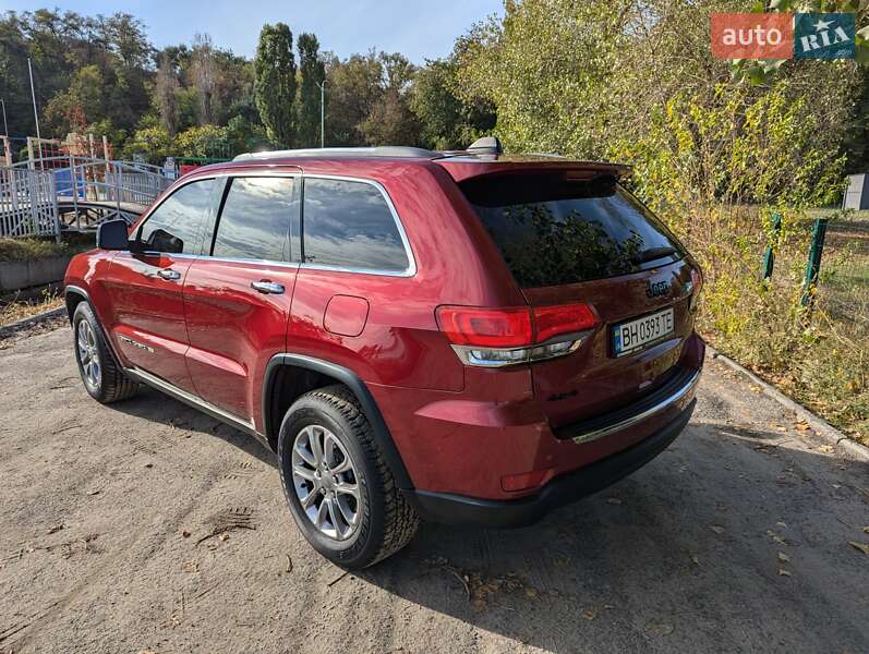 Внедорожник / Кроссовер Jeep Grand Cherokee 2015 в Черкассах фото 8 Внедорожник / Кроссовер Jeep Grand Cherokee 2015 в Черкассах