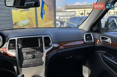 Внедорожник / Кроссовер Jeep Grand Cherokee 2012 в Стрые