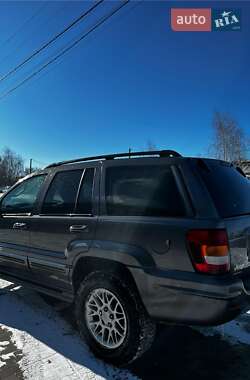 Внедорожник / Кроссовер Jeep Grand Cherokee 2004 в Миргороде