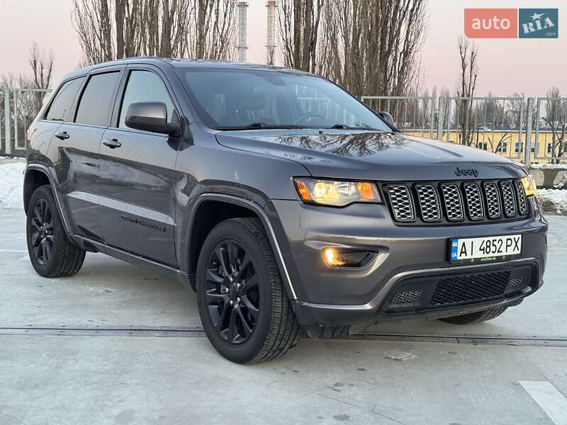 Внедорожник / Кроссовер Jeep Grand Cherokee 2021 в Киеве