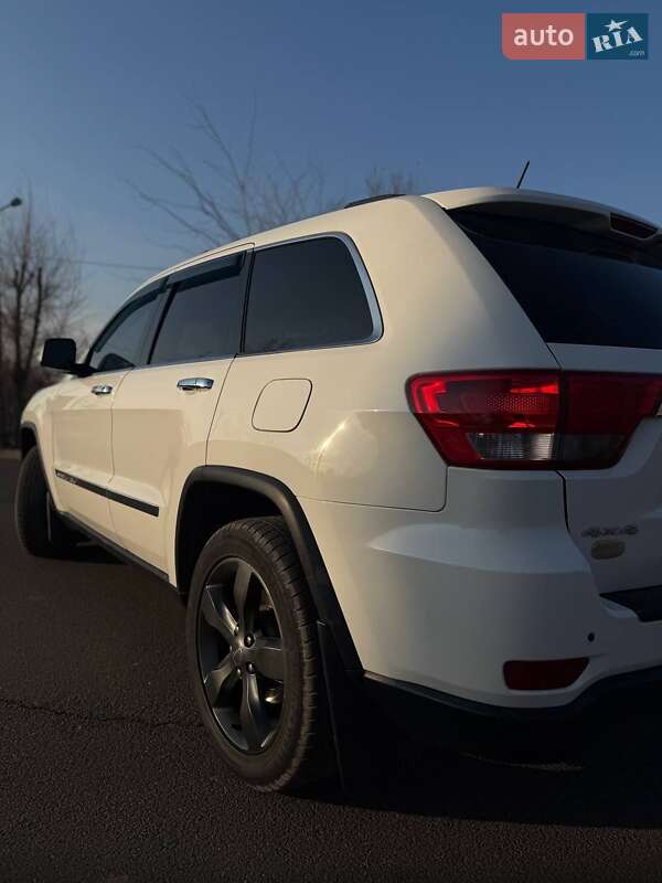 Внедорожник / Кроссовер Jeep Grand Cherokee 2011 в Кривом Роге фото 17 Внедорожник / Кроссовер Jeep Grand Cherokee 2011 в Кривом Роге