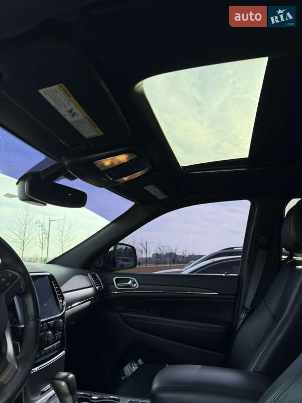 Внедорожник / Кроссовер Jeep Grand Cherokee 2020 в Ирпене