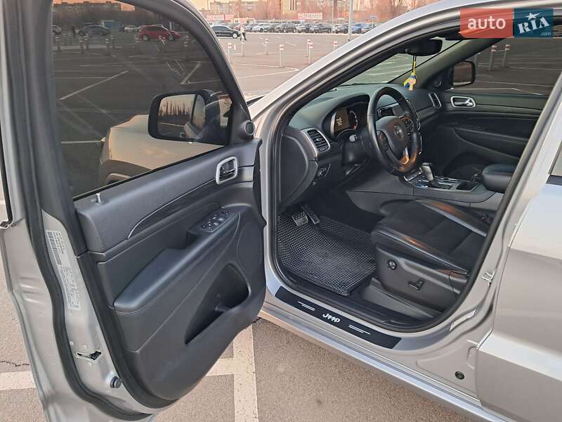 Внедорожник / Кроссовер Jeep Grand Cherokee 2020 в Кривом Роге фото 9 Внедорожник / Кроссовер Jeep Grand Cherokee 2020 в Кривом Роге