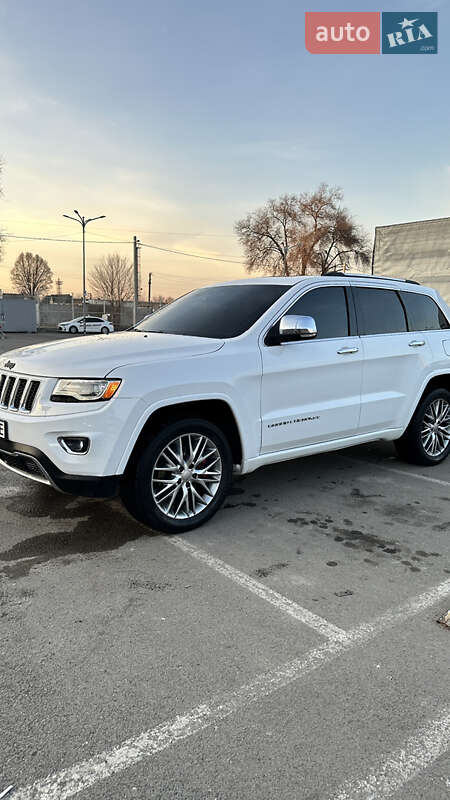 Внедорожник / Кроссовер Jeep Grand Cherokee 2015 в Днепре фото 3 Внедорожник / Кроссовер Jeep Grand Cherokee 2015 в Днепре