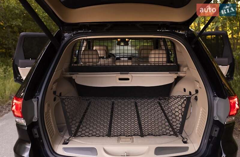 Внедорожник / Кроссовер Jeep Grand Cherokee 2014 в Львове