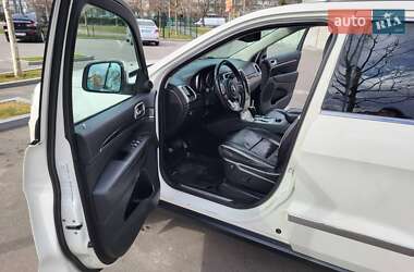 Позашляховик / Кросовер Jeep Grand Cherokee 2012 в 