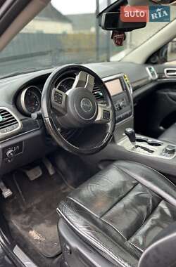 Внедорожник / Кроссовер Jeep Grand Cherokee 2012 в 