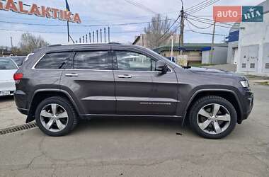 Позашляховик / Кросовер Jeep Grand Cherokee 2014 в 