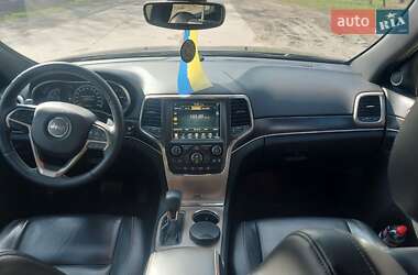 Внедорожник / Кроссовер Jeep Grand Cherokee 2017 в 