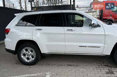 Позашляховик / Кросовер Jeep Grand Cherokee 2018 в 