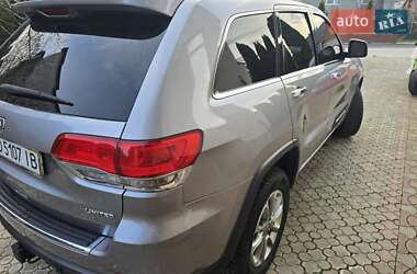 Внедорожник / Кроссовер Jeep Grand Cherokee 2015 в 