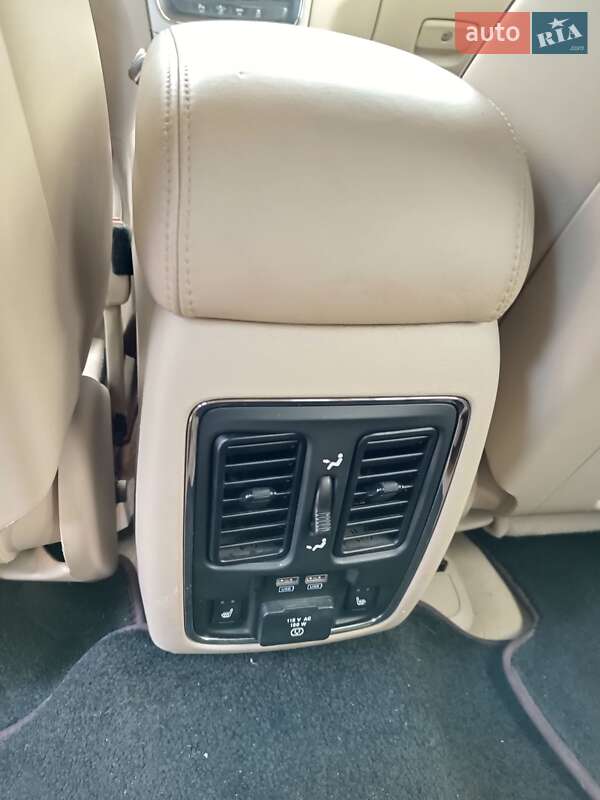 Позашляховик / Кросовер Jeep Grand Cherokee 2013 в Чернівцях