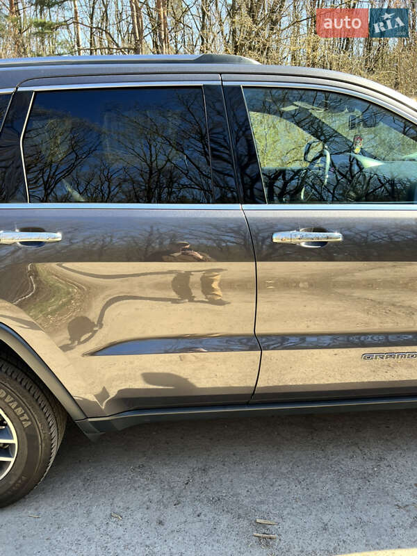 Внедорожник / Кроссовер Jeep Grand Cherokee 2019 в Ровно фото 7 Внедорожник / Кроссовер Jeep Grand Cherokee 2019 в Ровно