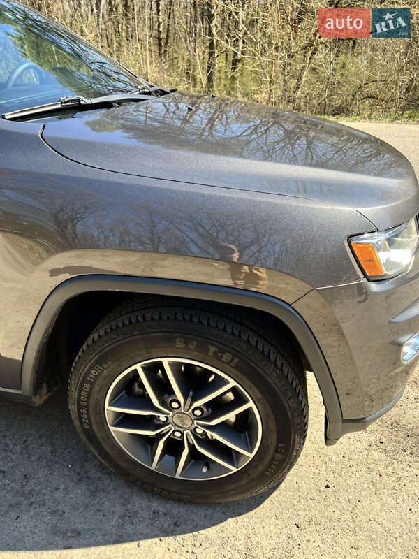 Внедорожник / Кроссовер Jeep Grand Cherokee 2019 в Ровно фото 5 Внедорожник / Кроссовер Jeep Grand Cherokee 2019 в Ровно