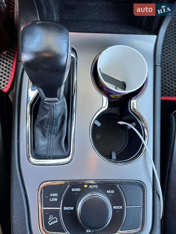 Внедорожник / Кроссовер Jeep Grand Cherokee 2019 в Ровно фото 29 Внедорожник / Кроссовер Jeep Grand Cherokee 2019 в Ровно