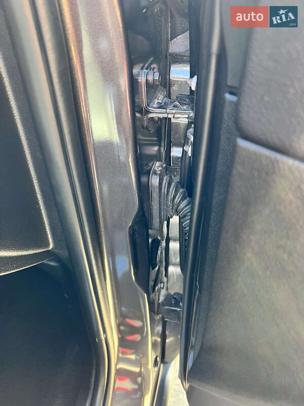 Внедорожник / Кроссовер Jeep Grand Cherokee 2019 в Ровно фото 60 Внедорожник / Кроссовер Jeep Grand Cherokee 2019 в Ровно