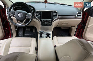 Позашляховик / Кросовер Jeep Grand Cherokee 2014 в 