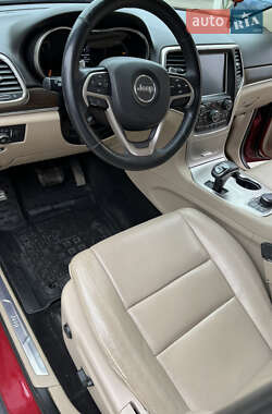 Позашляховик / Кросовер Jeep Grand Cherokee 2014 в 