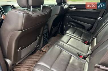Позашляховик / Кросовер Jeep Grand Cherokee 2014 в 