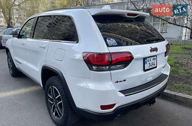 Внедорожник / Кроссовер Jeep Grand Cherokee 2021 в 