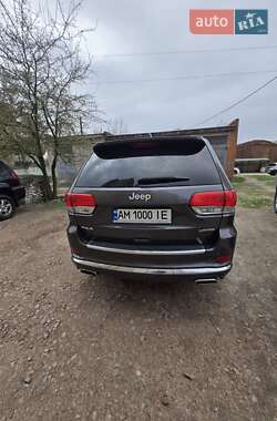 Позашляховик / Кросовер Jeep Grand Cherokee 2015 в 