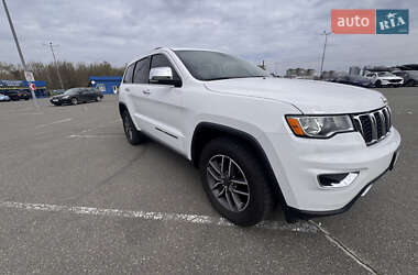 Внедорожник / Кроссовер Jeep Grand Cherokee 2019 в 
