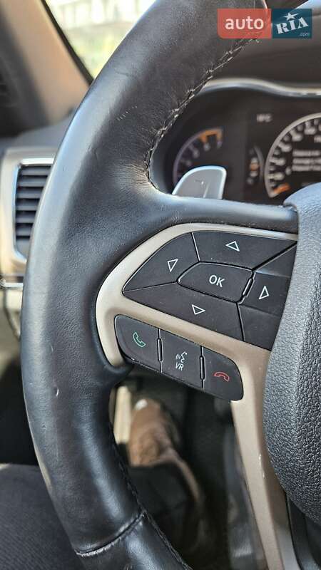 Позашляховик / Кросовер Jeep Grand Cherokee 2014 в Києві