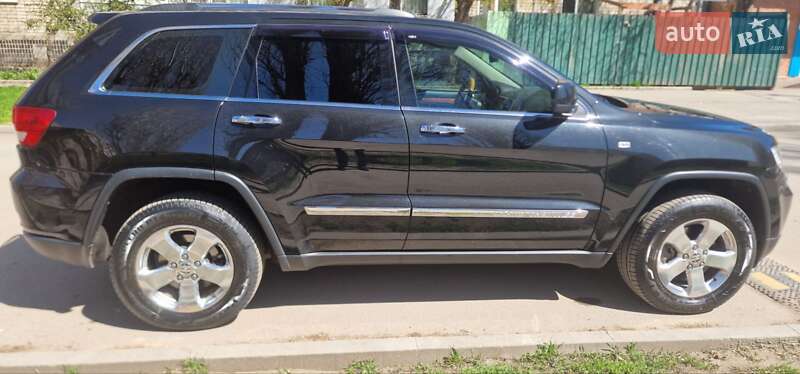 Внедорожник / Кроссовер Jeep Grand Cherokee 2012 в Кропивницком