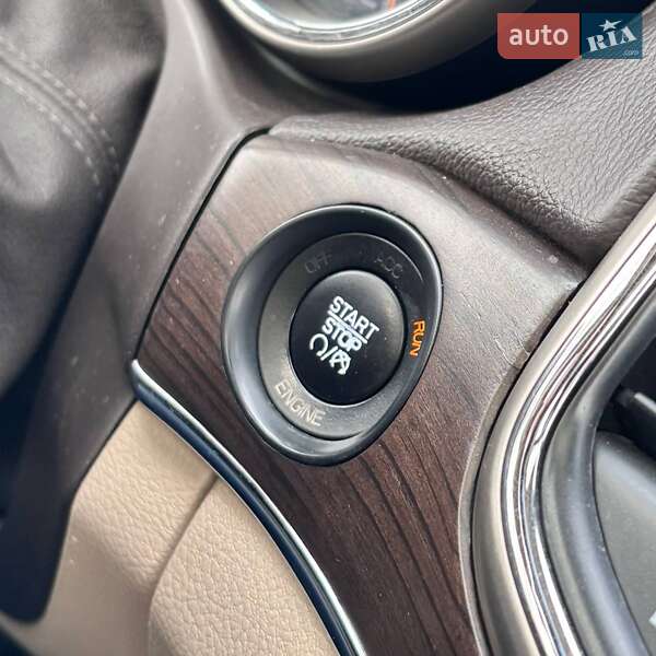 Внедорожник / Кроссовер Jeep Grand Cherokee 2014 в Одессе