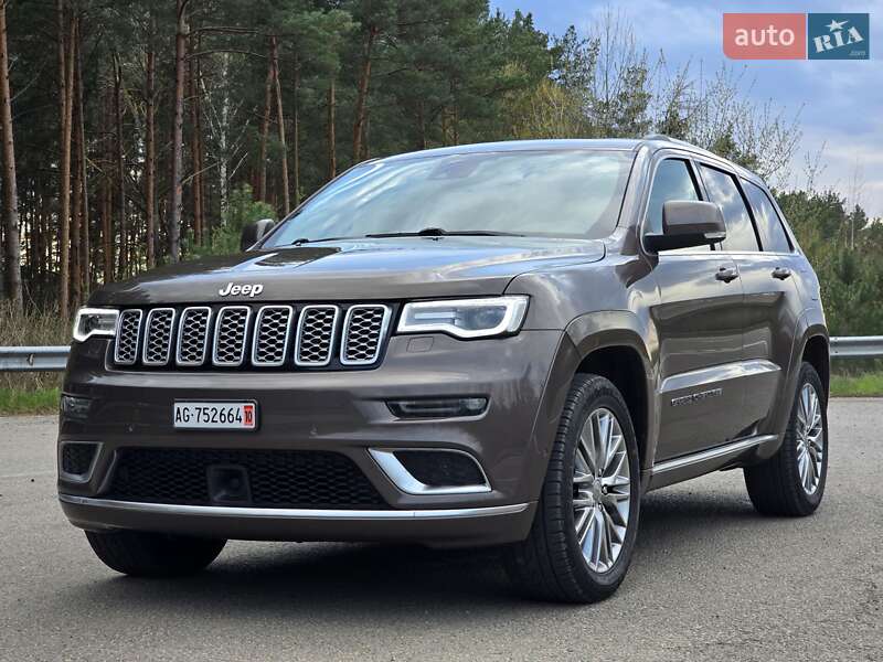 Внедорожник / Кроссовер Jeep Grand Cherokee 2018 в 
