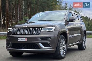 Внедорожник / Кроссовер Jeep Grand Cherokee 2018 в 