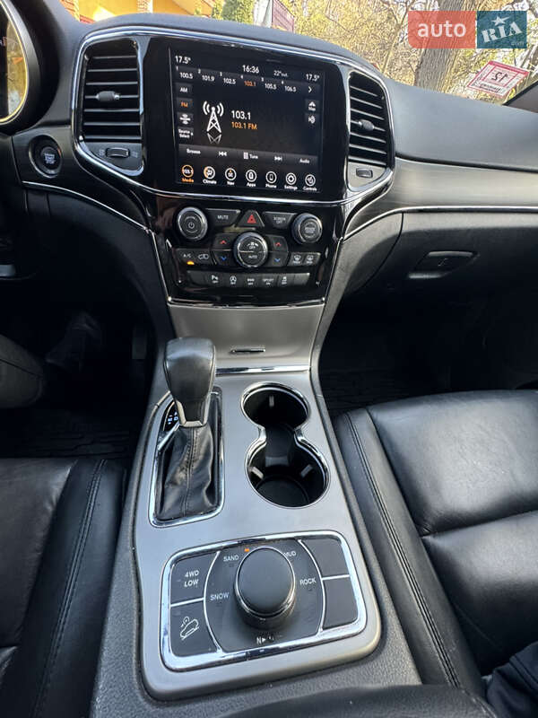 Позашляховик / Кросовер Jeep Grand Cherokee 2021 в Києві