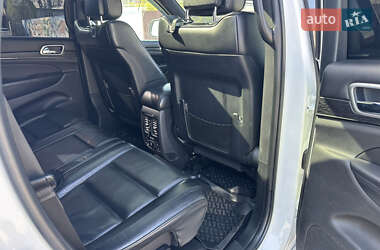 Позашляховик / Кросовер Jeep Grand Cherokee 2018 в 