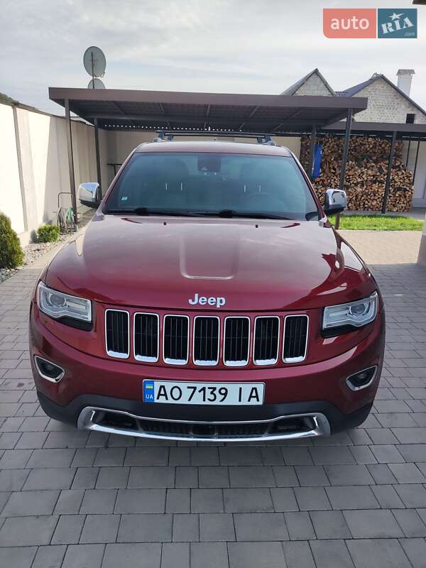 Внедорожник / Кроссовер Jeep Grand Cherokee 2014 в 